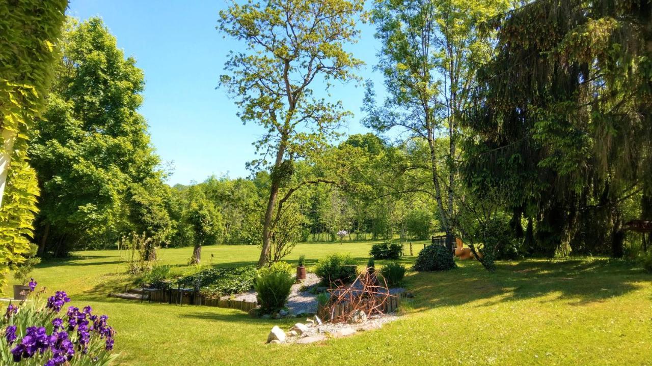 Bed and Breakfast Domaine De L'Olifant Champanges Екстер'єр фото