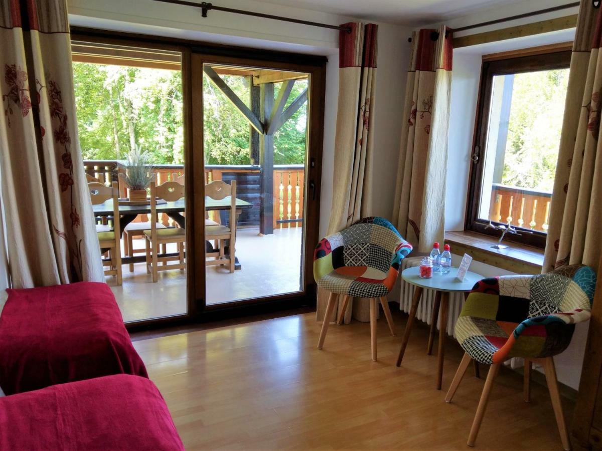 Bed and Breakfast Domaine De L'Olifant Champanges Екстер'єр фото